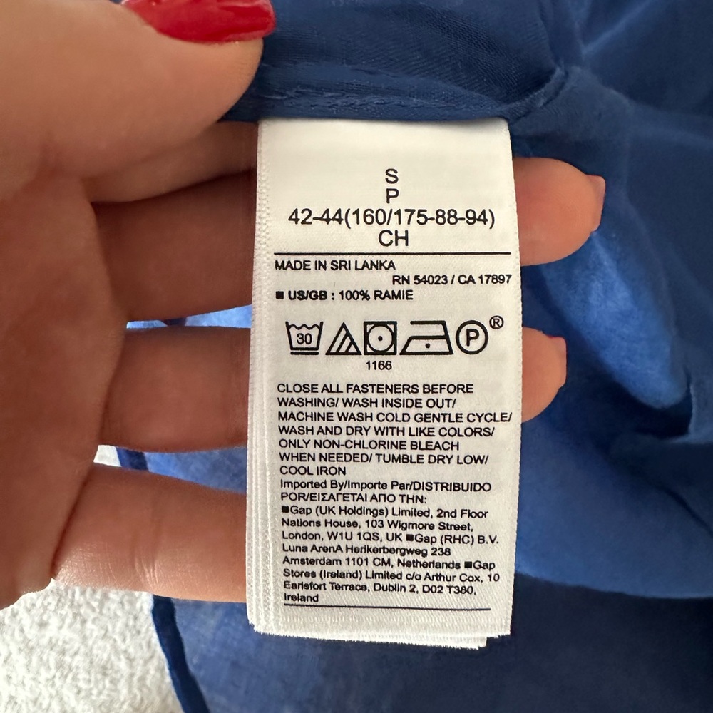 Banana Republic blue linen blouse - Picture 8 of 8